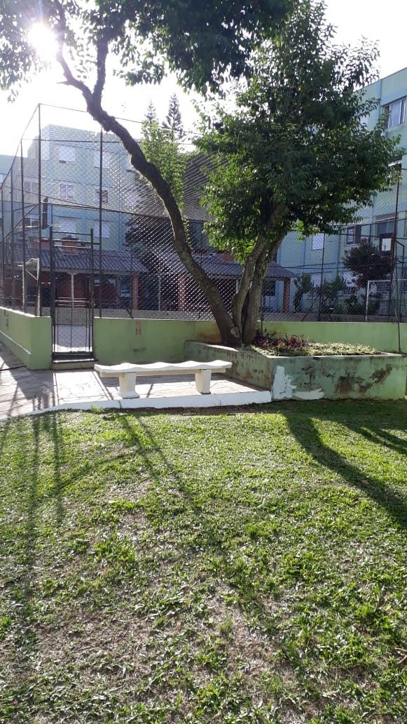 Apartamento 2 dormitórios no bairro Camaquã