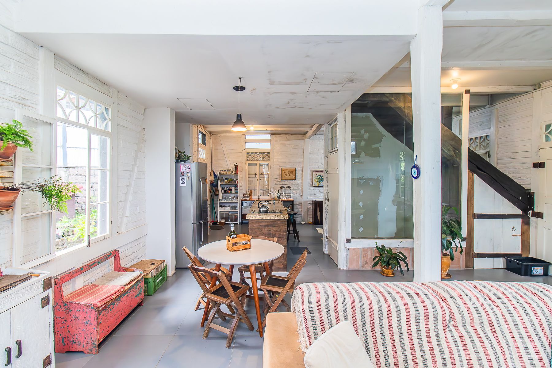 Casa à venda com 2 quartos, 176m² - Foto 3