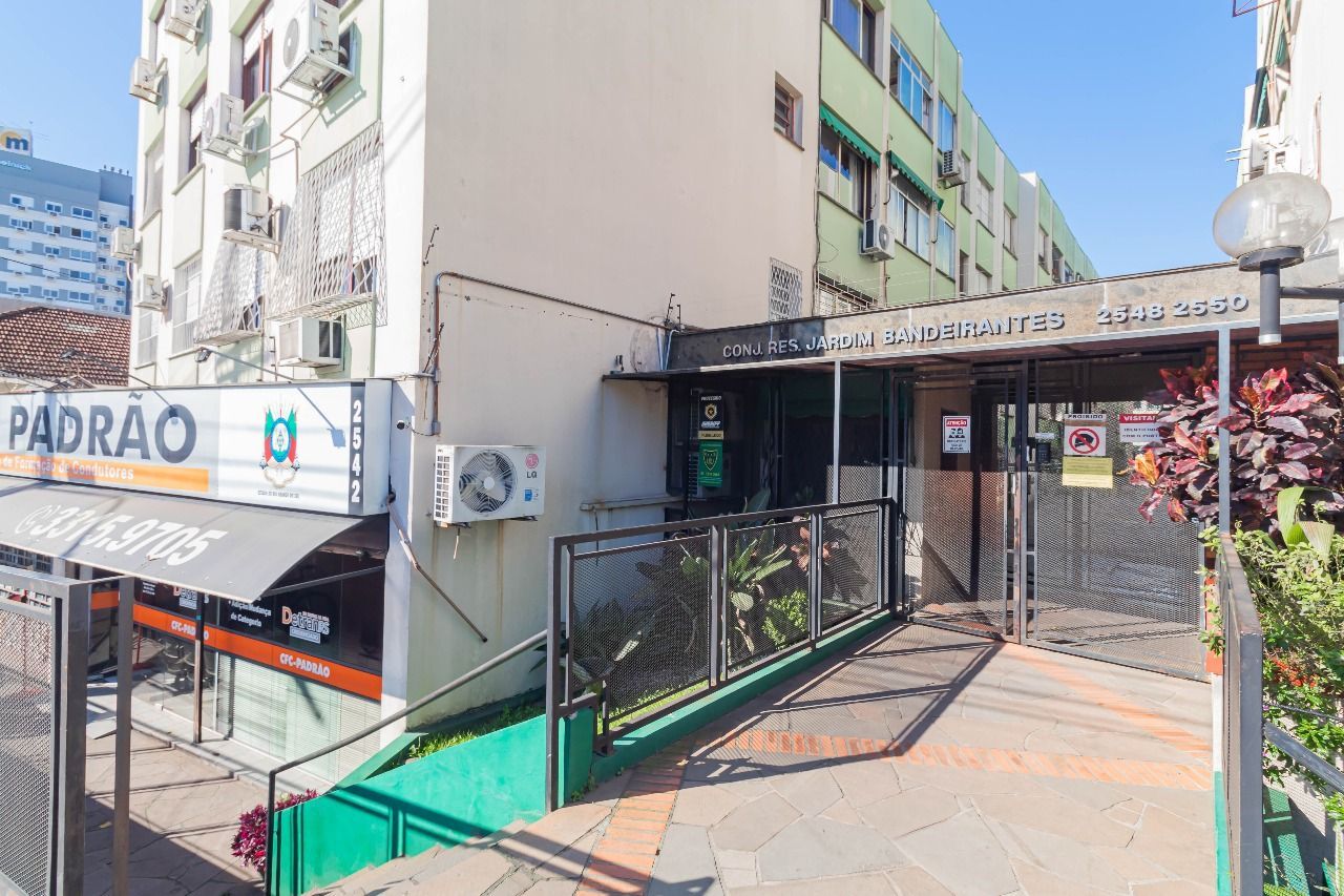 Apartamento um dormitório Bairro Teresópolis