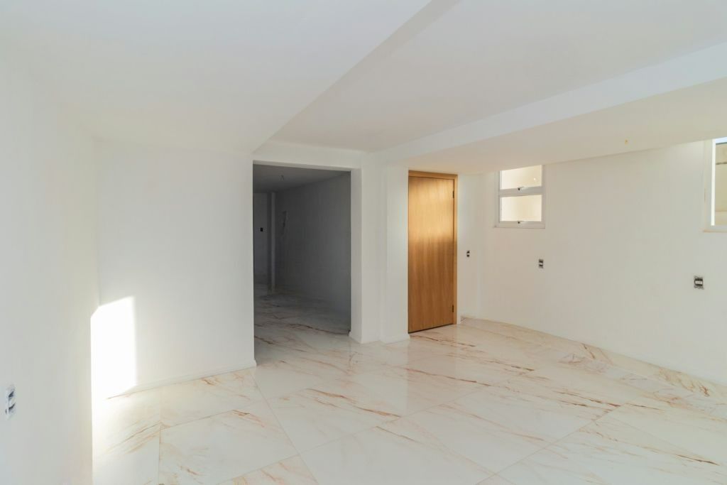 Excelente Apartamento 3 Dormitórios , 149 m², Avenida Borges de Medeiros !!! Valor Imperdível!! — foto 4
