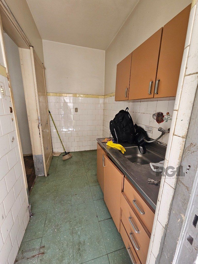Apartamento à venda com 1 quarto, 46m² - Foto 12
