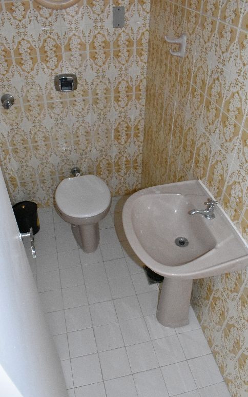 Apartamento 3 dormitorios vaga coberta Menino Deus