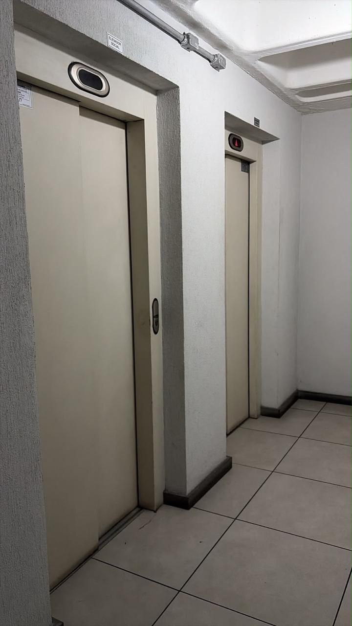 Excelente Oportunidade apartamento com móveis planejados em todos os ambientes e infraestrutura completa!!! — foto 2