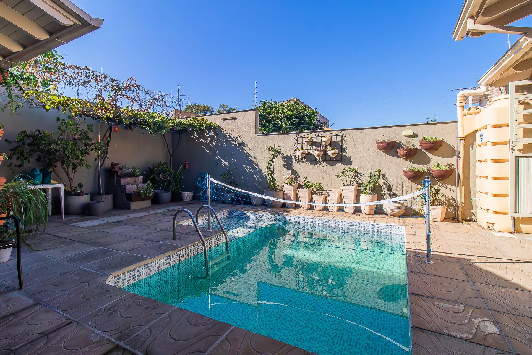 Casa à venda com 4 quartos, 179m² - Foto 3