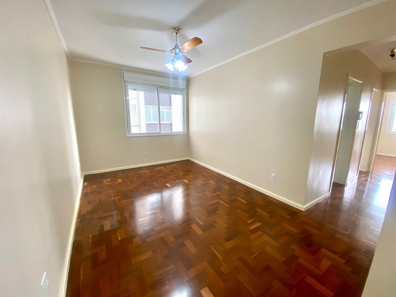 Apartamento 2 dormitórios, 66m2, bairro Menino Deus