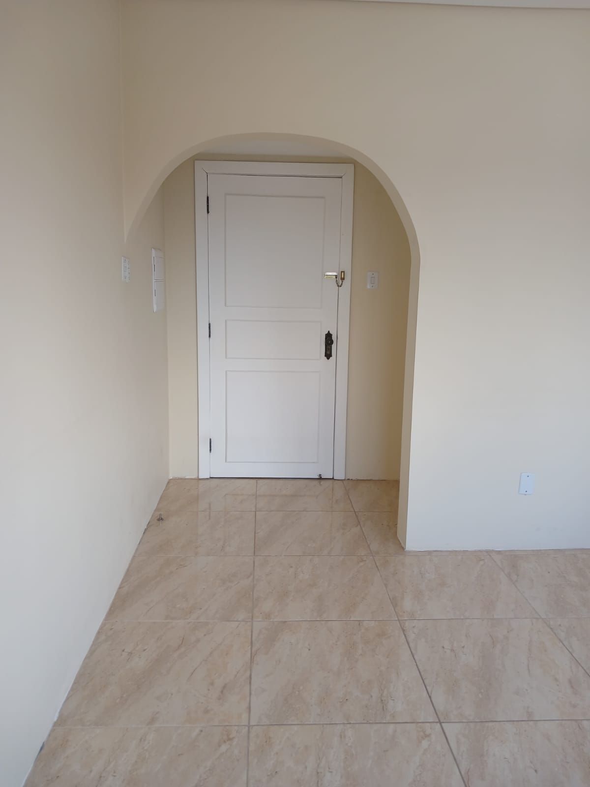 Apartamento três dormitórios ( uma suíte) panorâmico