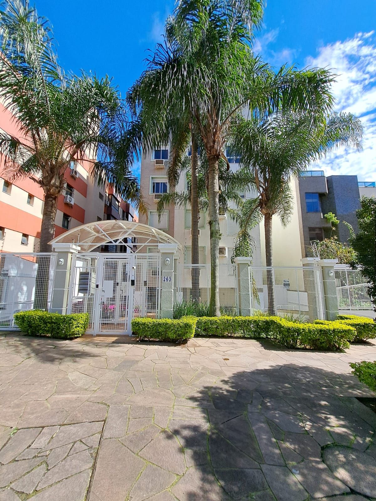 Apartamento, 3 quartos, à venda, 87 m², Menino Deus - Porto Alegre — foto 2