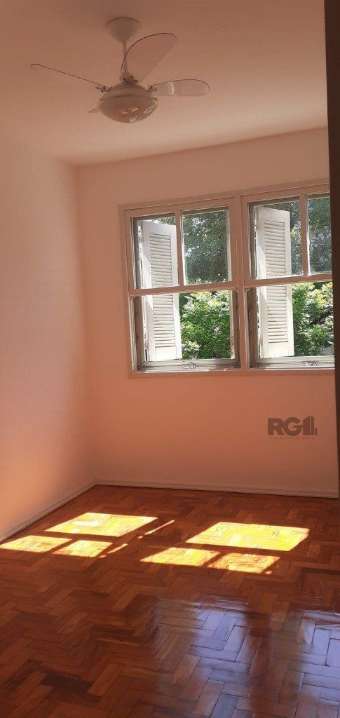 Apartamento à venda com 85m², 2 quartos, 1 vaga no bairro Petrópolis em Porto Alegre