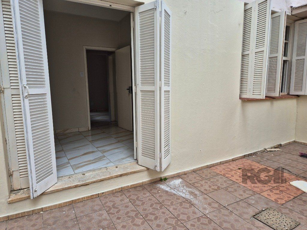 Apartamento à venda com 2 quartos, 67m² - Foto 5