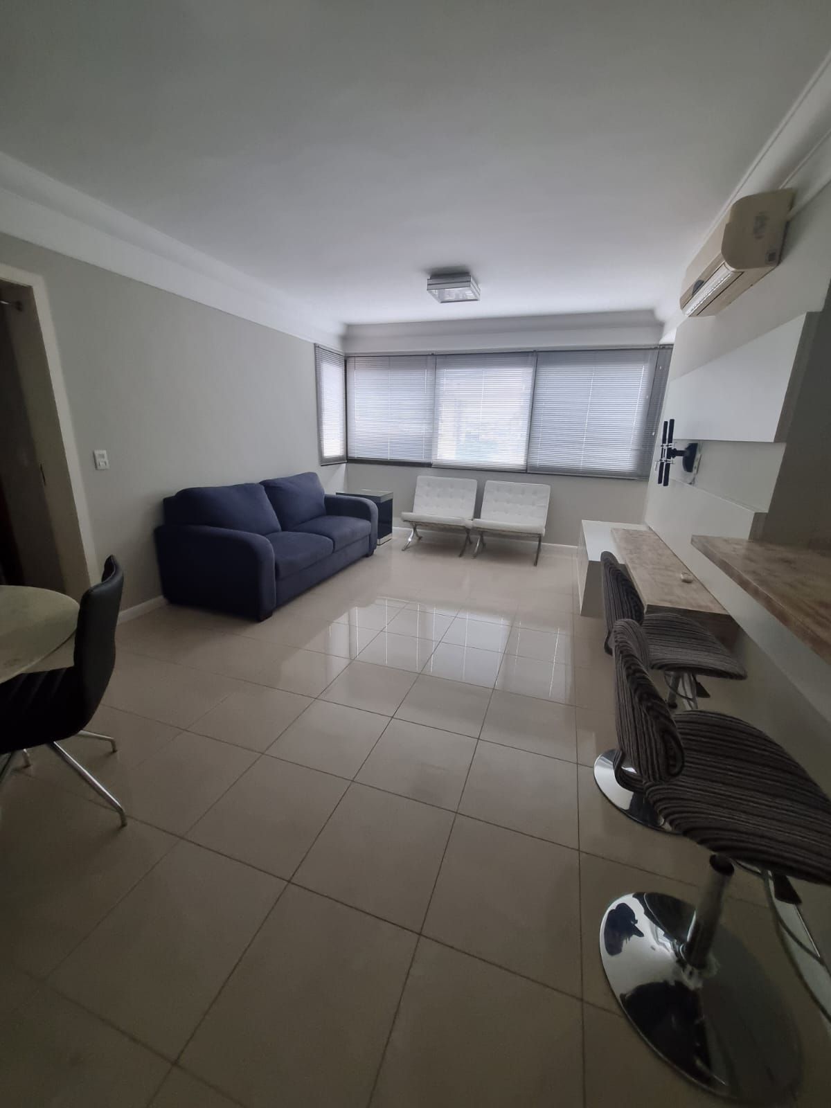 2 Dormitórios com suíte, vaga e churrasqueira