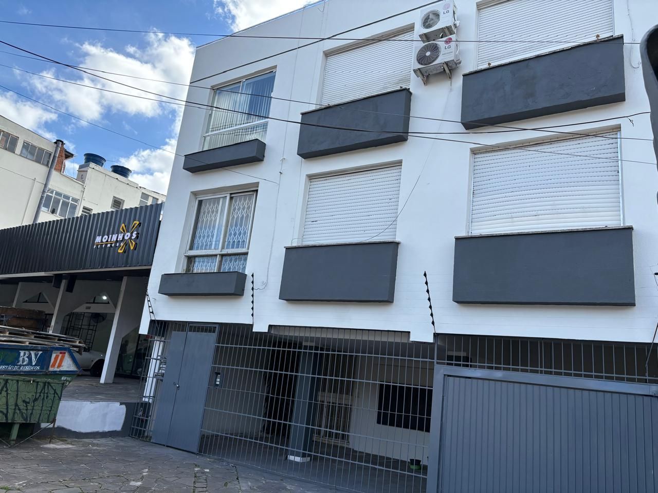 Apartamento à venda com 2 quartos, 62m² - Foto 30