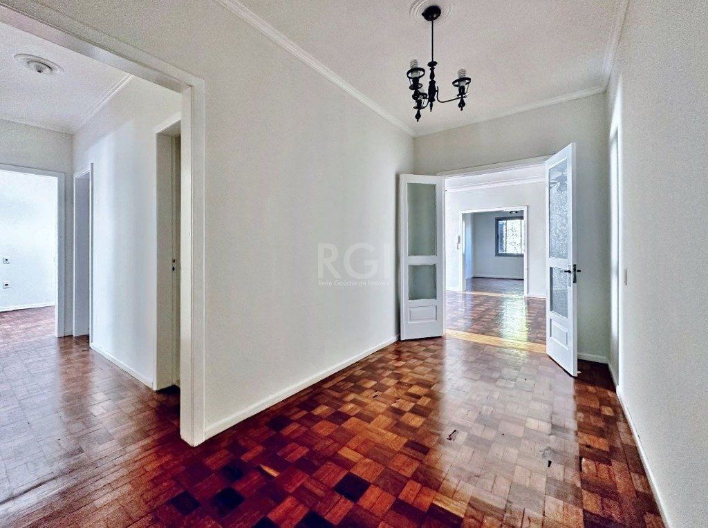 Apartamento à venda com 139m², 3 quartos no bairro Petrópolis em Porto Alegre