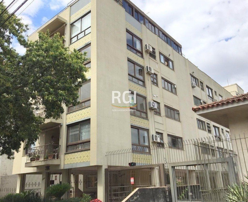 Apartamento à venda com 3 quartos, 113m² - Foto 1