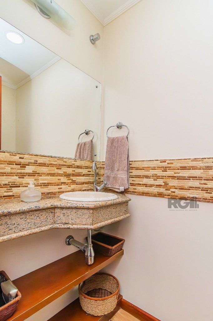 Casa de Condomínio à venda com 3 quartos, 183m² - Foto 32