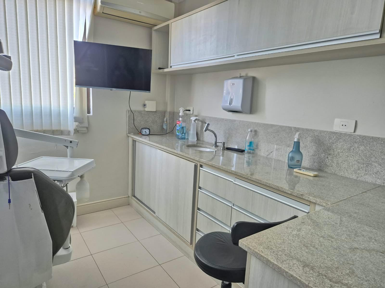 Sala Comercial, 2 salas, à venda, 32 m², Auxiliadora - Porto Alegre — foto 2