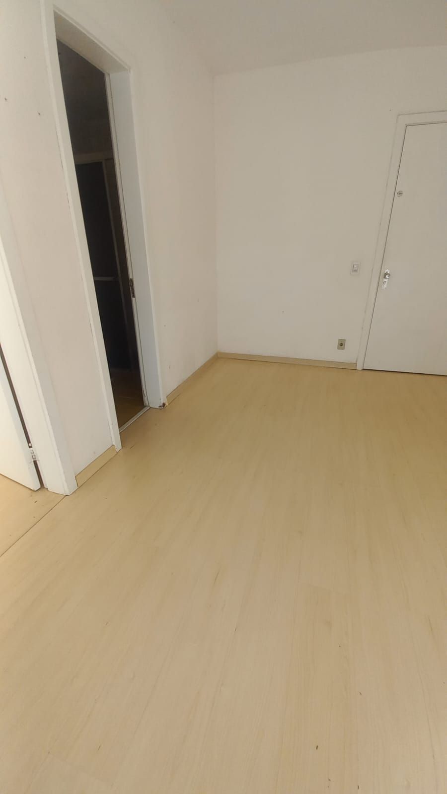 Apartamento com 1 quarto e 37m² à venda