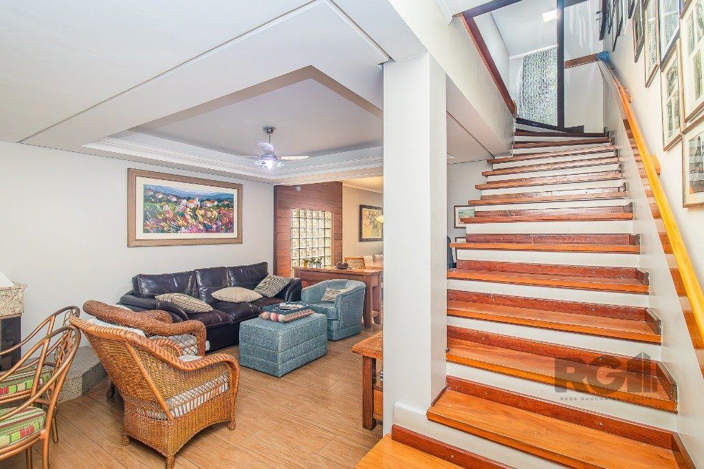 Casa de Condomínio à venda com 3 quartos, 183m² - Foto 2