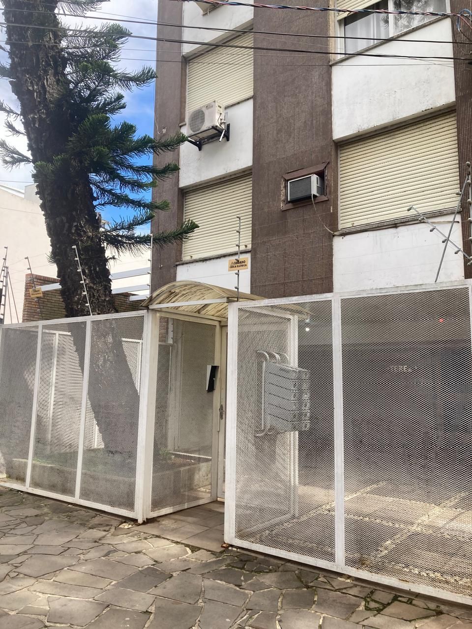 Apartamento à venda com 63m² no bairro Menino Deus em Porto Alegre