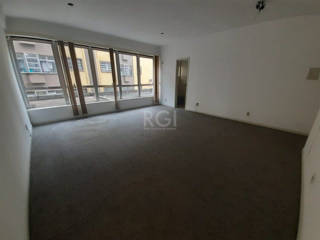 Conjunto/Sala para Venda - 37.2m², 0 dormitórios, Petrópolis
