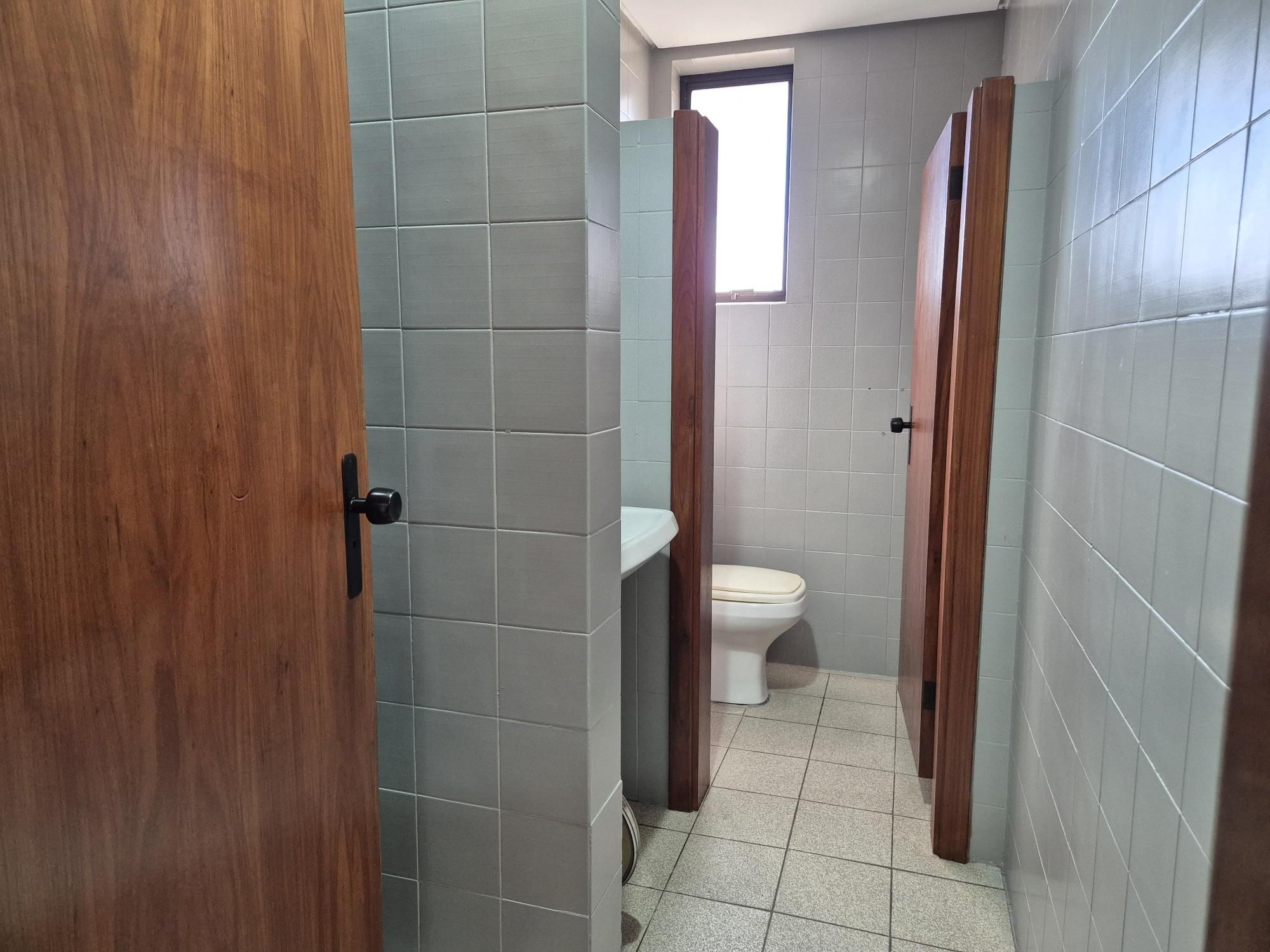 Depósito-Galpão-Armazém à venda com 7 quartos, 176m² - Foto 15