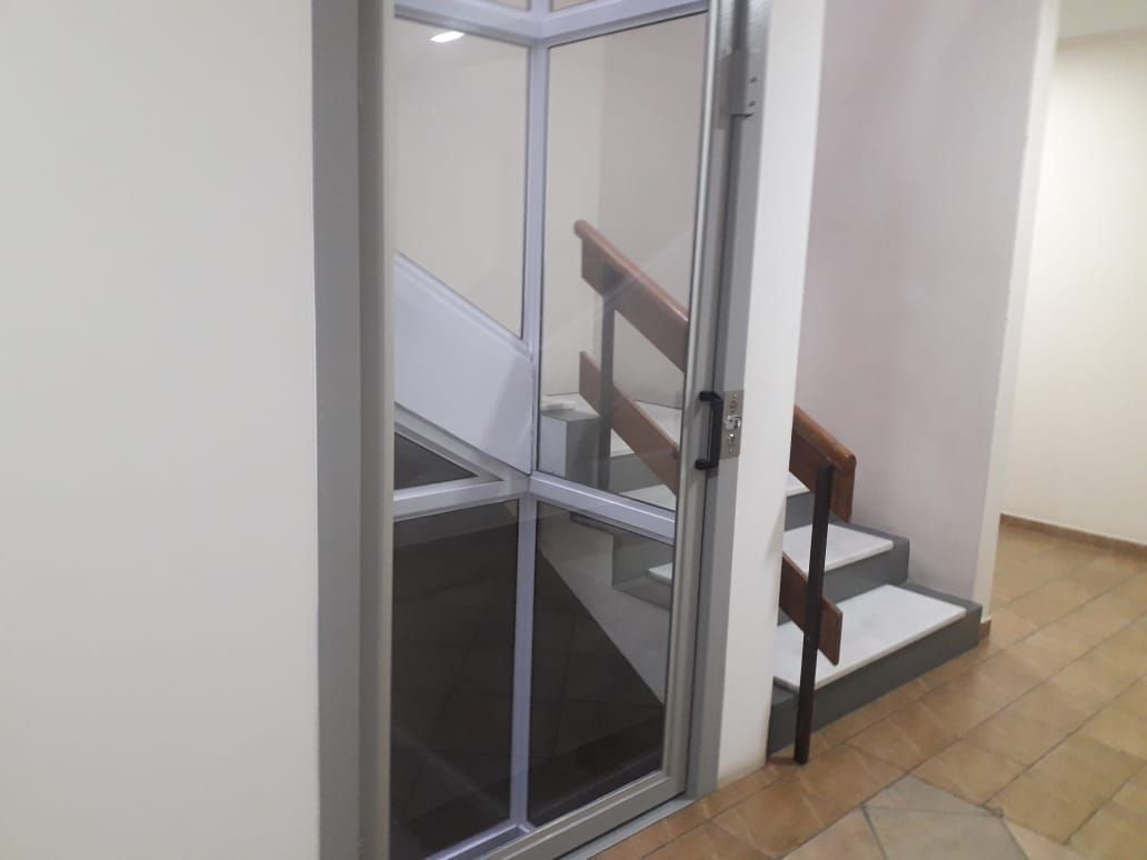 Apartamento à venda com 2 quartos, 82m² - Foto 3