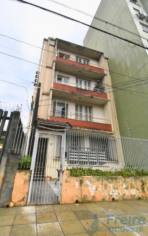 Apartamento térreo um Dormitório Bairro Floresta