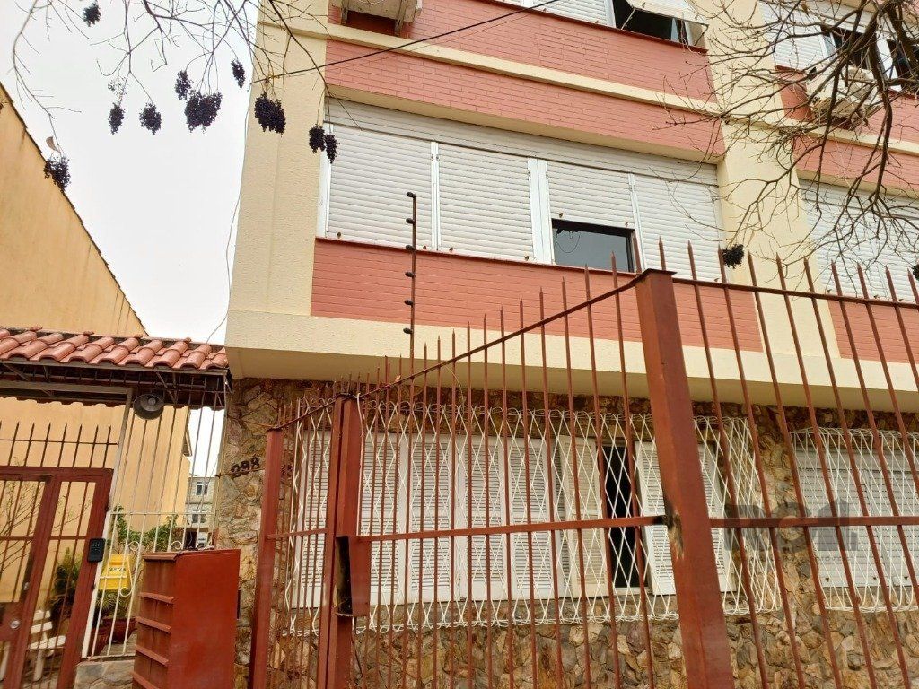 Apartamento à venda com 42m², 1 quarto no bairro Menino Deus em Porto Alegre