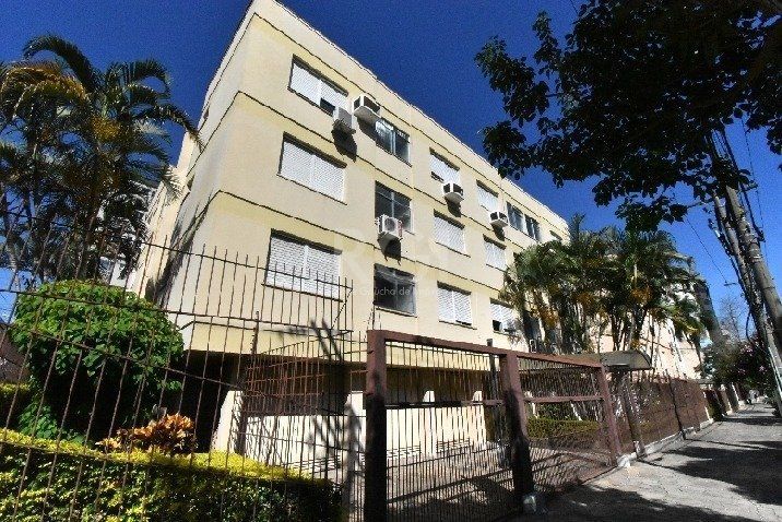 Apartamento à venda com 38m², 1 quarto, 1 vaga no bairro Menino Deus em Porto Alegre