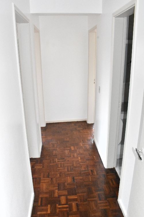 Apartamento 3 dormitorios vaga coberta Menino Deus