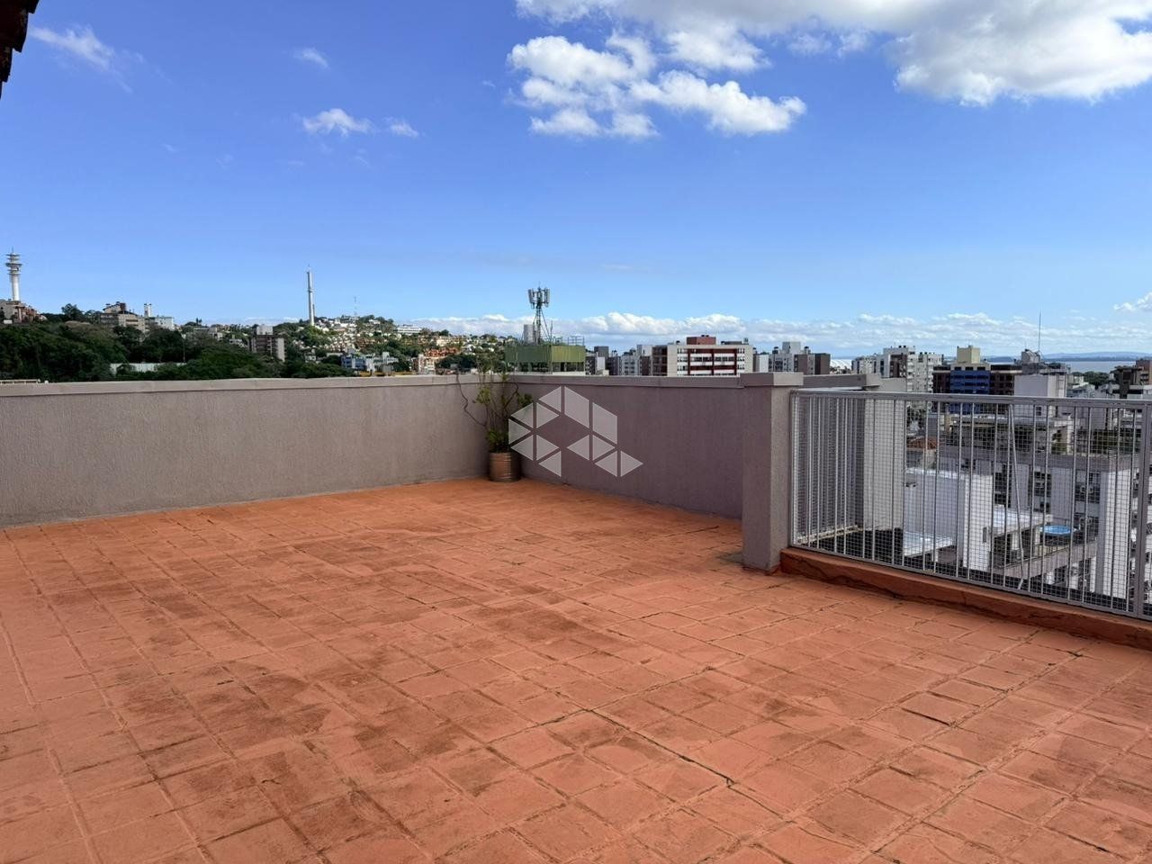 Apartamento 3 dormitórios com vaga na Getúlio Vargas - Menino Deus