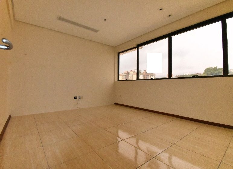 Sala Comercial à venda, 29m², Menino Deus - Porto Alegre — foto 2