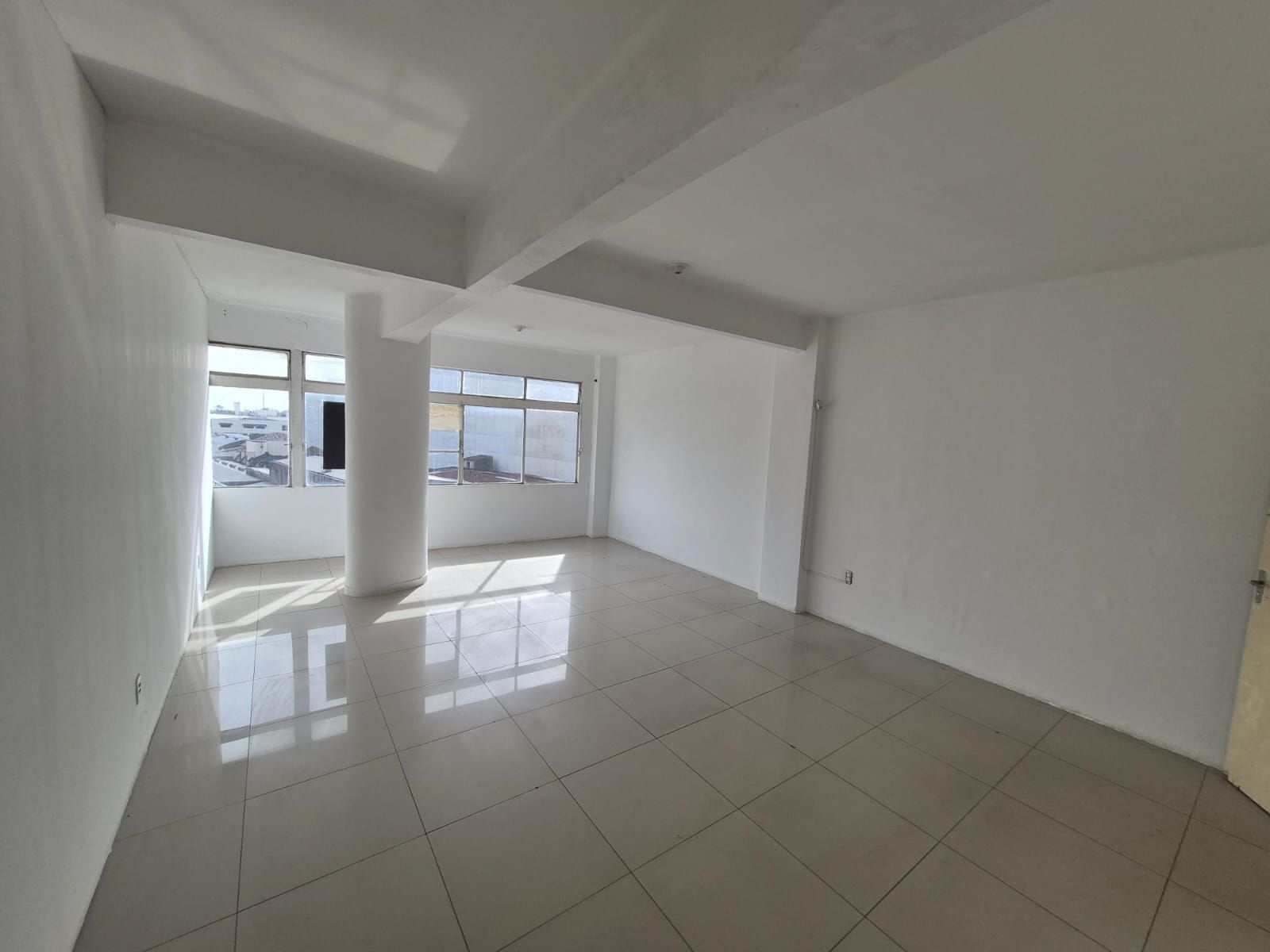 Sala comercial na região central — foto 5