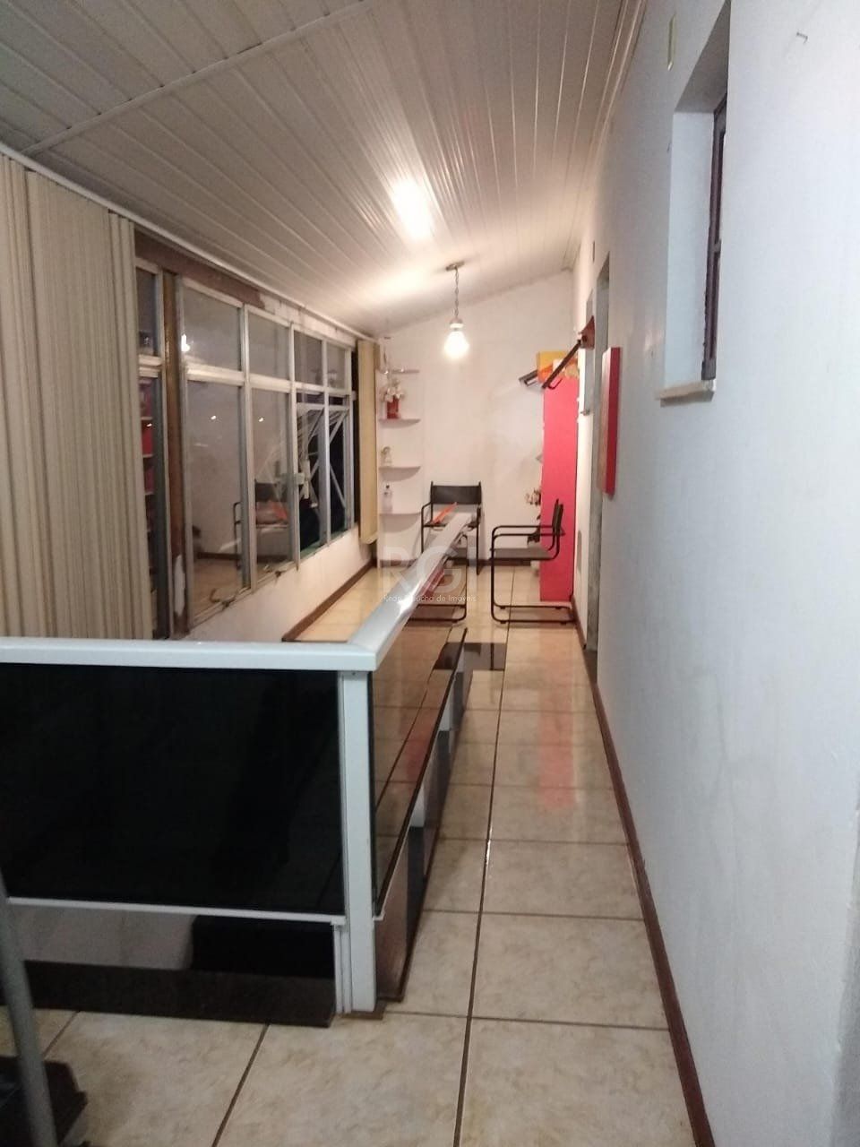 Casa à venda com 3 quartos, 240m² - Foto 5