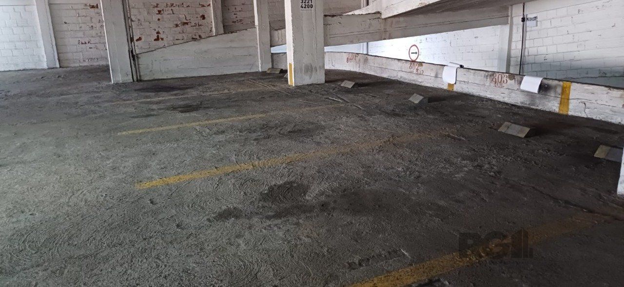 Box-Garagem, 33 m² - Foto 2