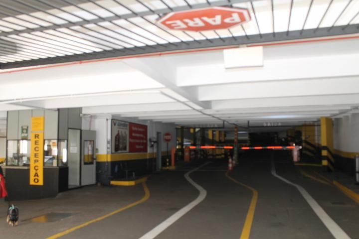 Box-Garagem, 32 m² - Foto 1