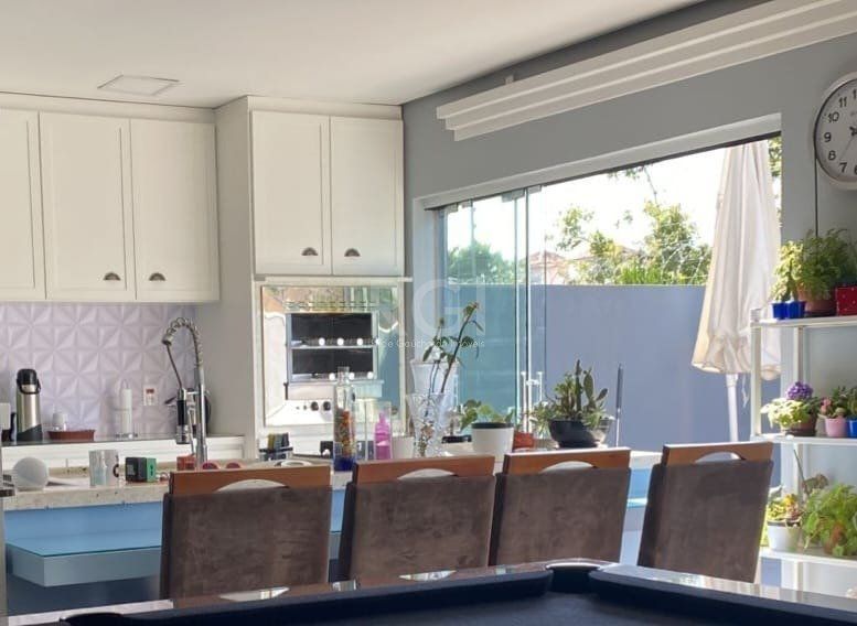 Casa de Condomínio à venda com 3 quartos, 164m² - Foto 2