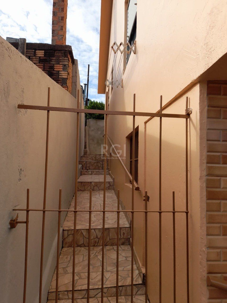 Casa à venda com 3 quartos, 100m² - Foto 7