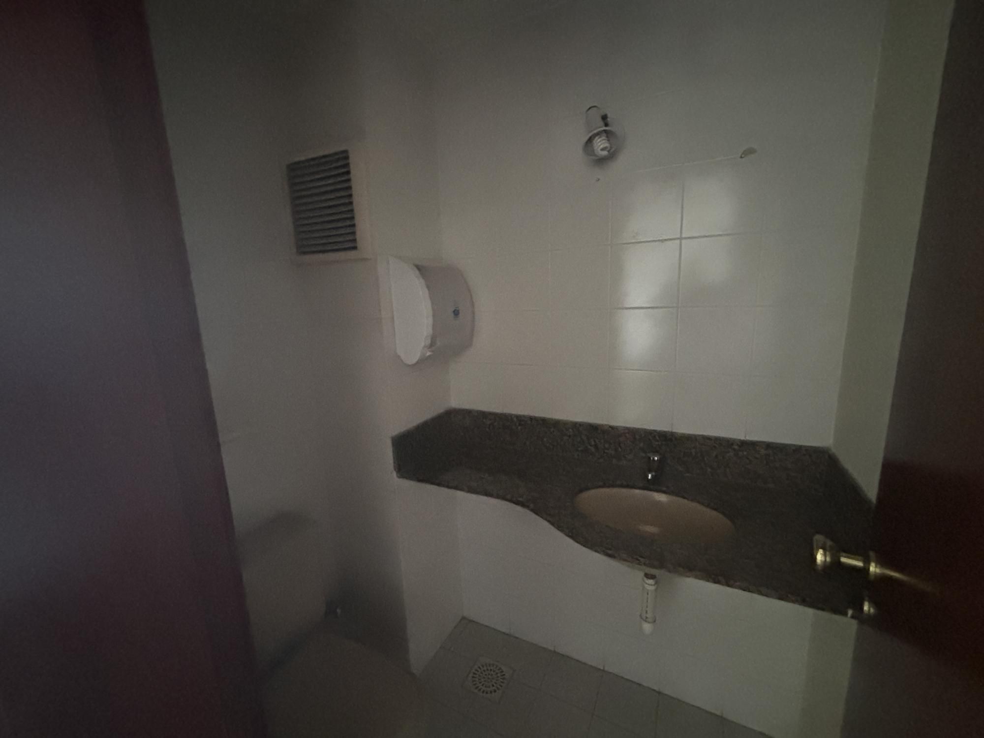 Conjunto Comercial-Sala à venda com 7 quartos, 309m² - Foto 31