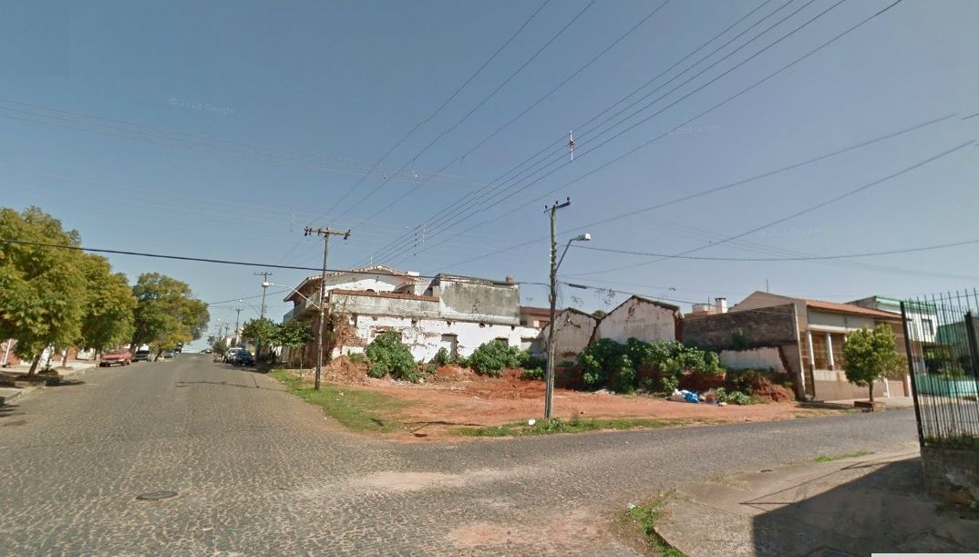 Terreno com 651 m2 por R$ 1.000.000,00 na Rua Bento Gonçalves