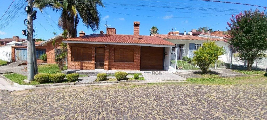 Casa 3 dorm.(1 suíte)no Jardim Ipanema por R$ 1.050.000,00 na Rua Vinicíus Valente Ribeiro nº 116