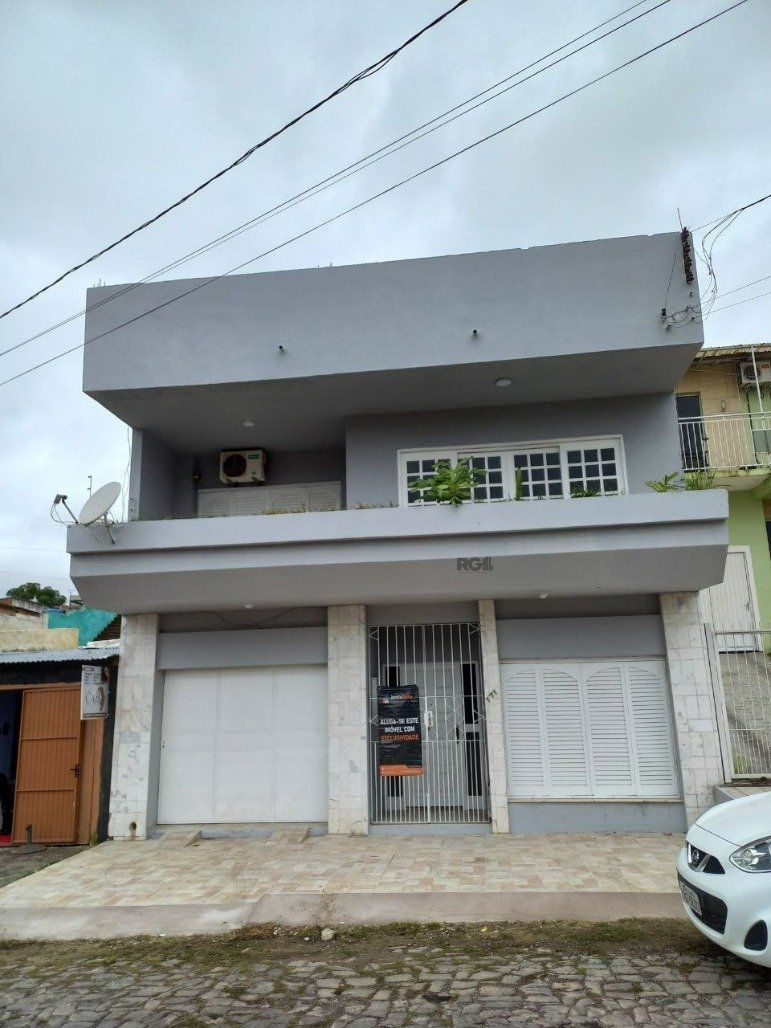Casa com 3 dormitórios (1 sendo suíte) por R$ 850.000,00 na Rua Antônio Augusto de Azevedo nº 171- Hidráulica - Santana do Livramento - RS