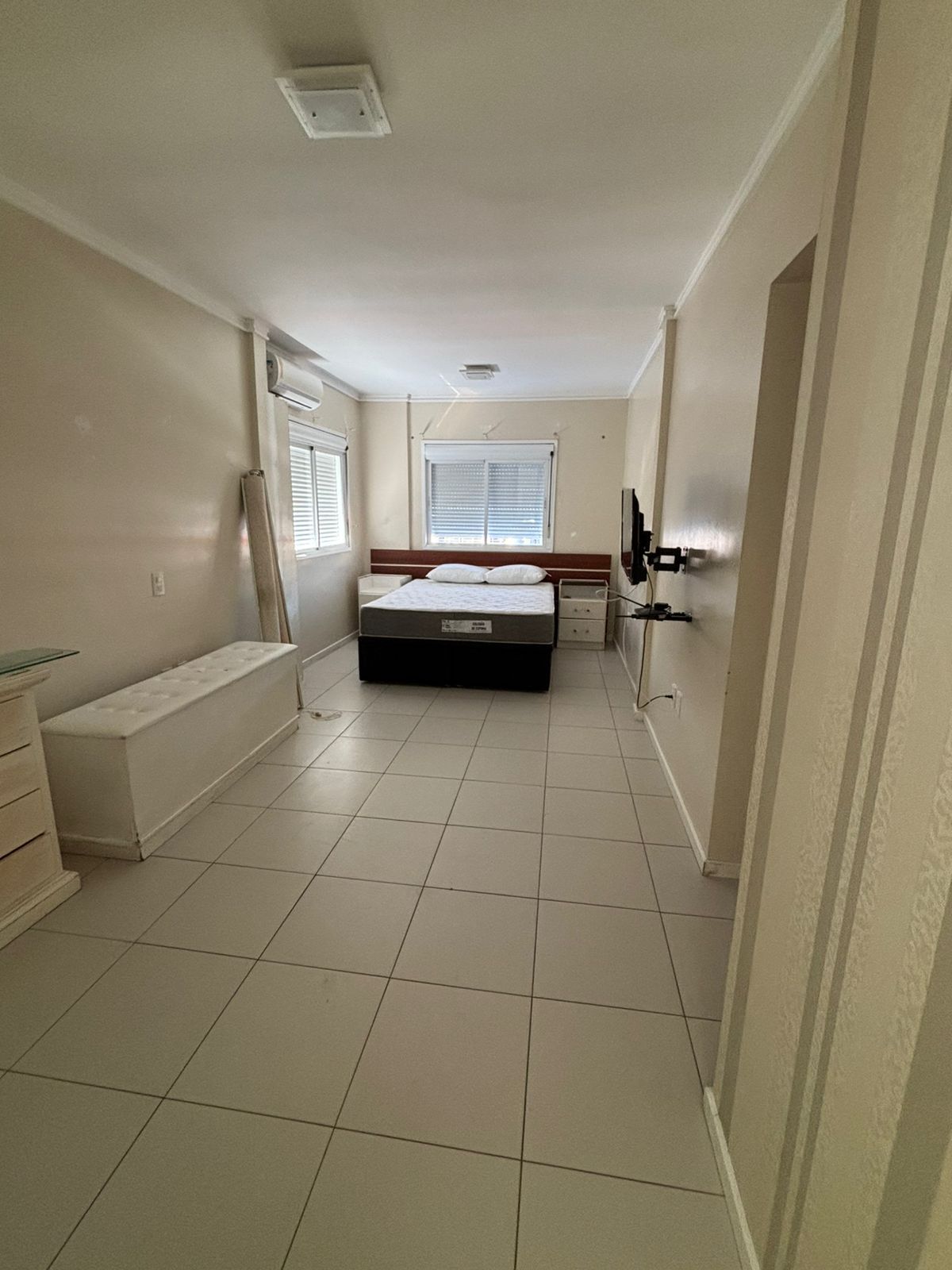 Apartamento à venda com 3 quartos, 135m² - Foto 10