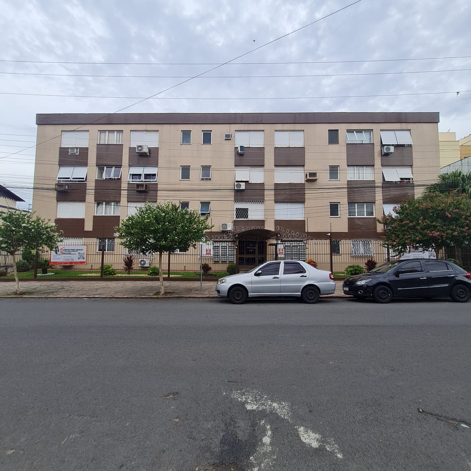 Kitnet no bairro Partenon em Porto Alegre para Comprar