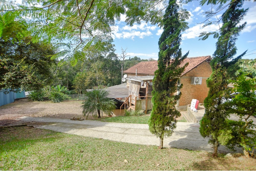 Fazenda no bairro Centro