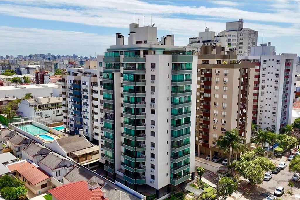 Apartamento 3 dormitórios no bairro Menino Deus