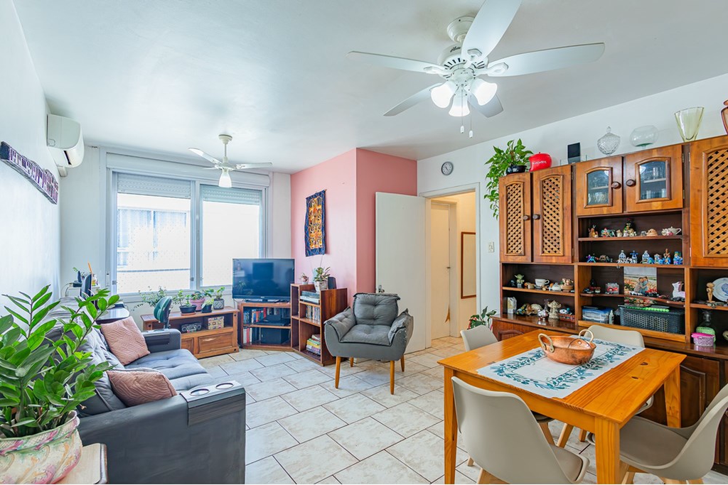 Apartamento 2 dormitórios no bairro Santana