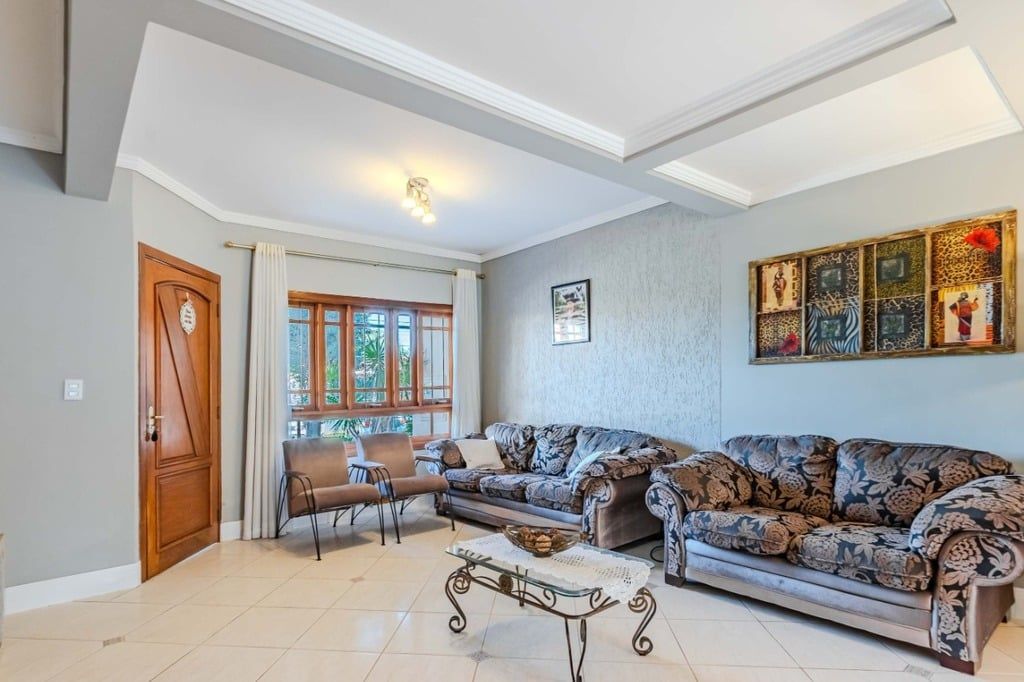 Casa de Condomínio 4 dormitórios no bairro Ipanema