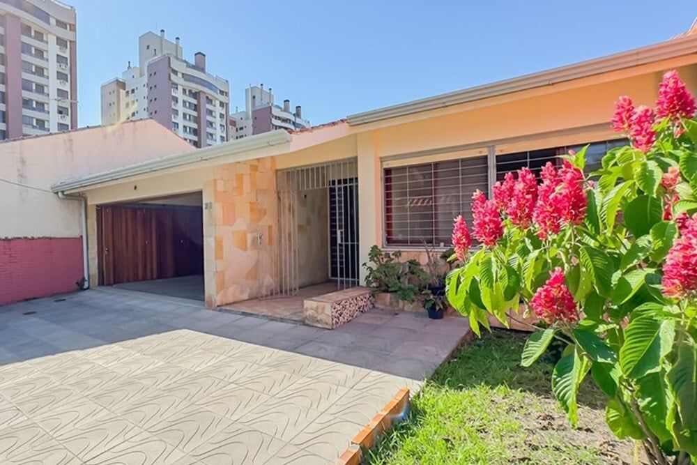 Casa 3 dormitórios no bairro Jardim Lindóia