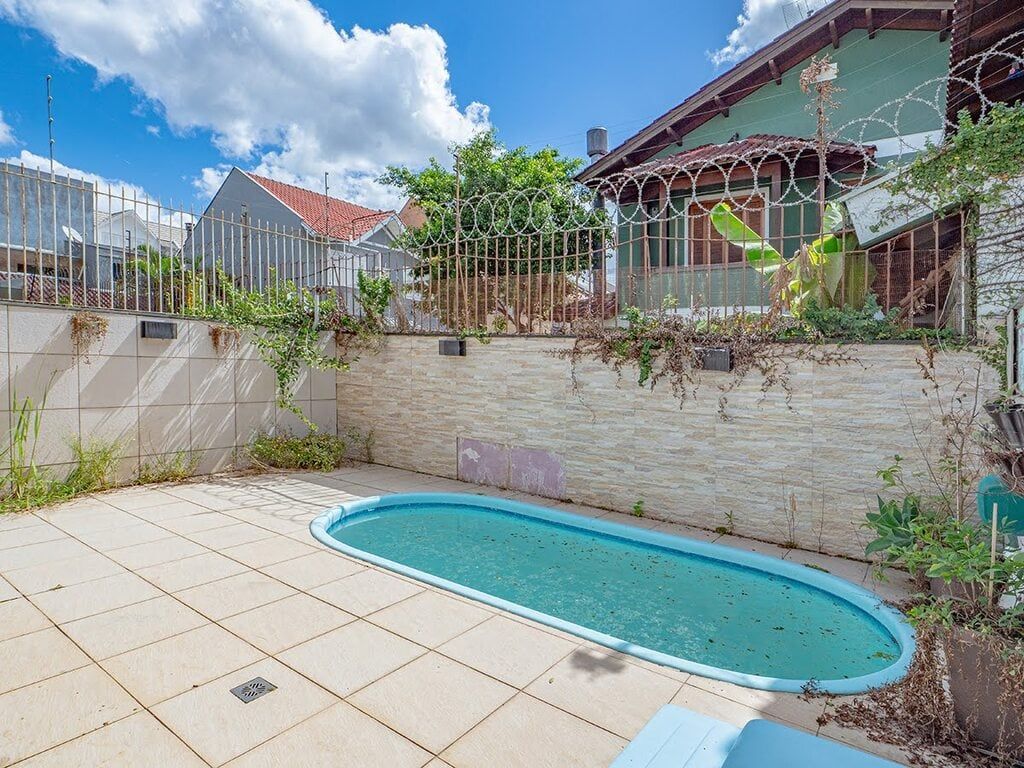Casa 3 dormitórios no bairro Sarandi