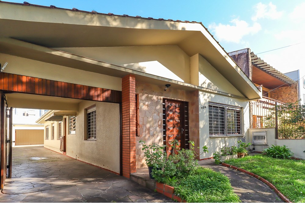 Casa 3 dormitórios no bairro Vila Ipiranga